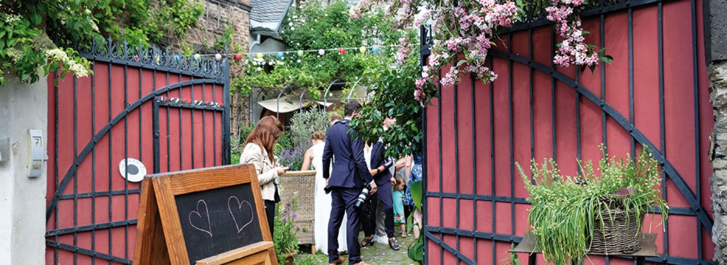 Café Kostbar öffnet die Tore für eine Hochzeit